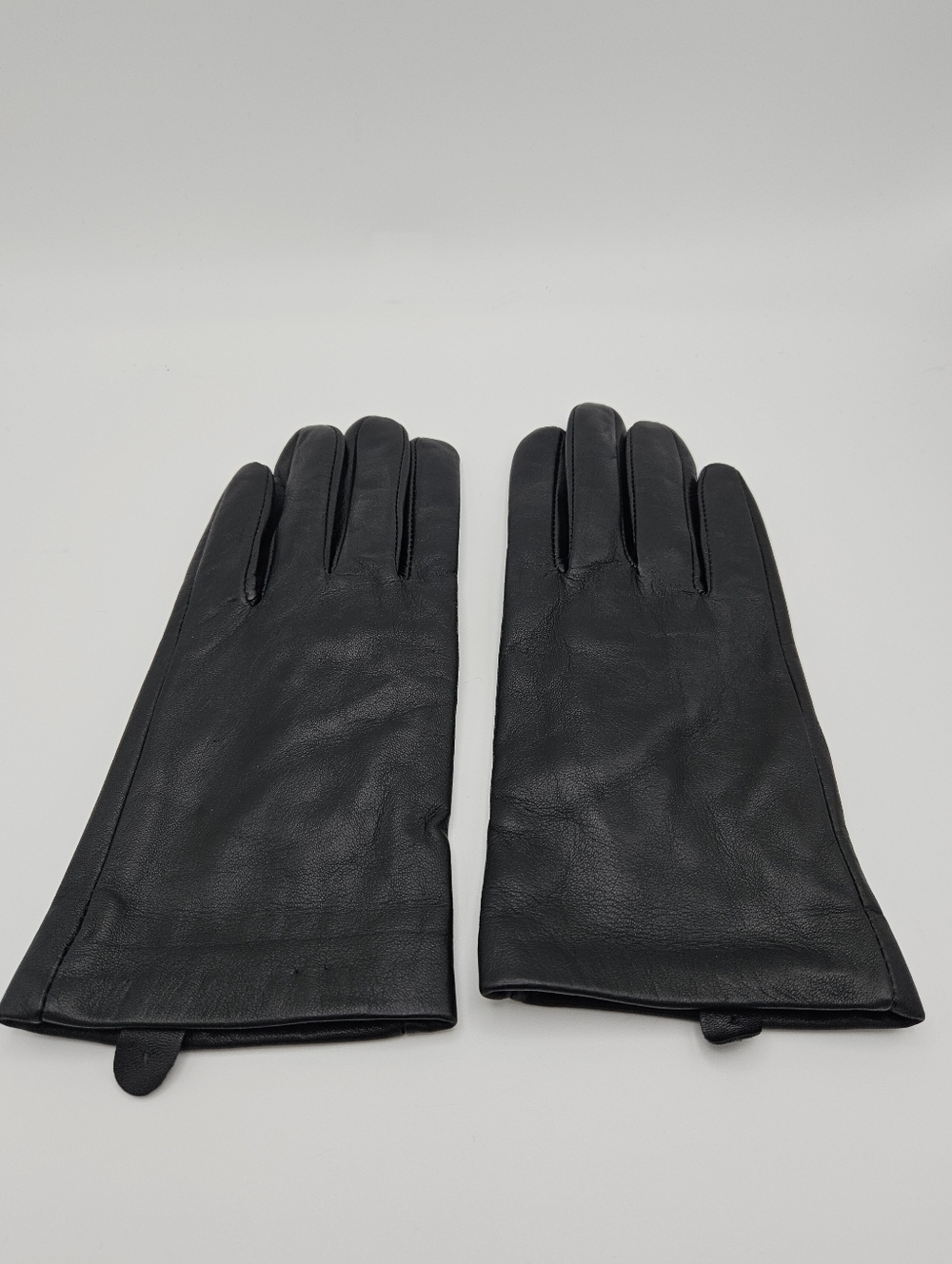 black leather touchscreen-compatible gloves women's M/L